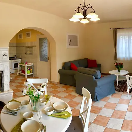 Naposto Pihenohaz - Sunnylake Suites Orfu Exterior photo