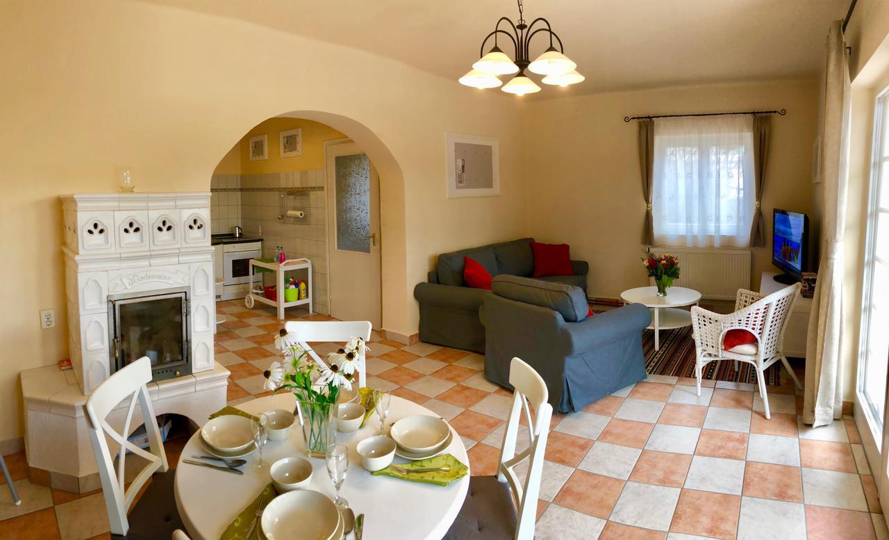 Naposto Pihenohaz - Sunnylake Apartment
